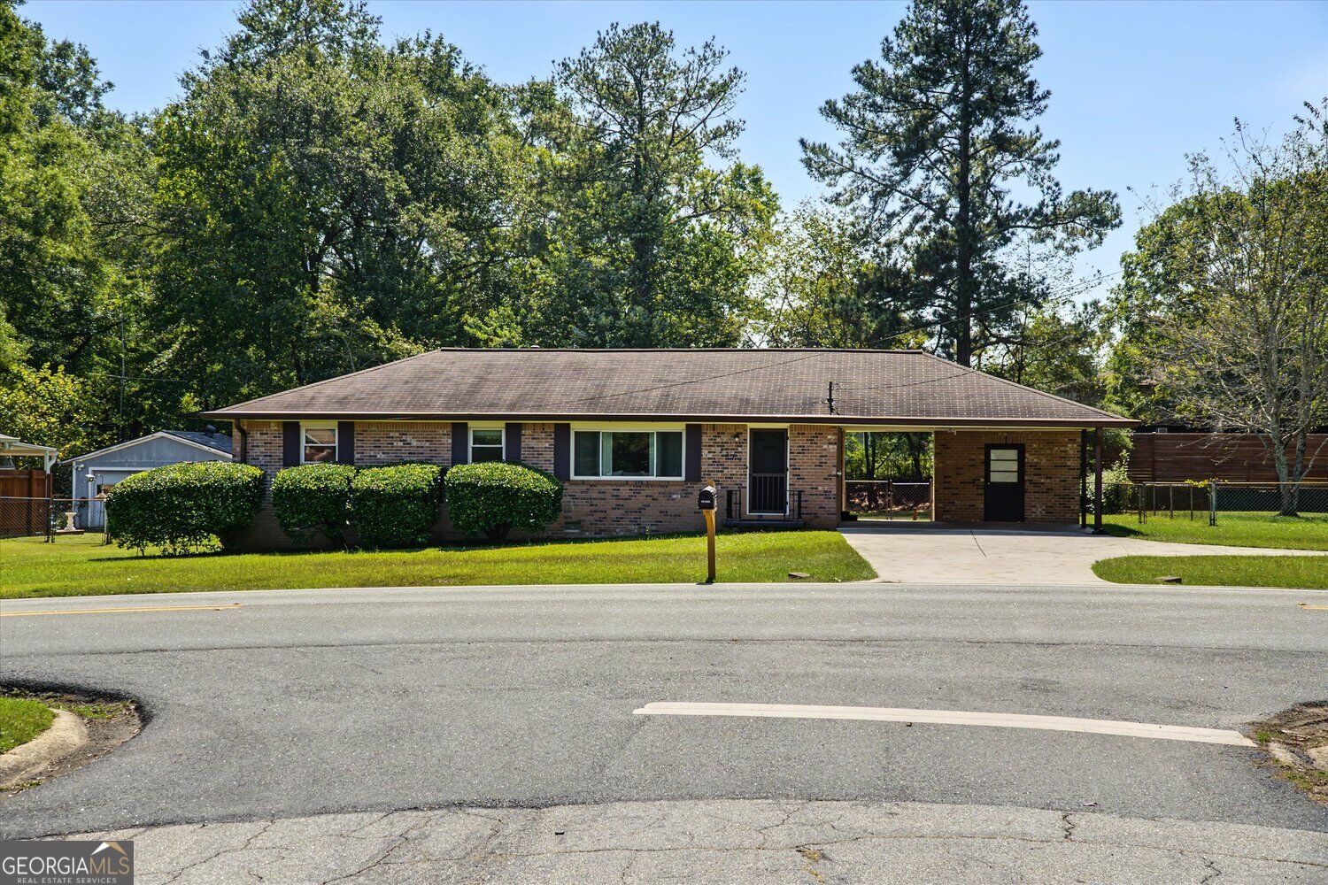 2275 Hurt Road Sw Property Photo 3
