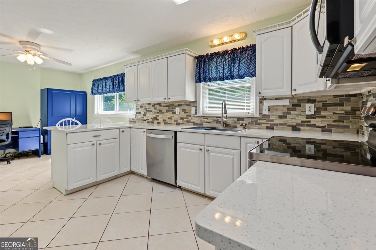 2275 Hurt Road Sw Property Photo 13