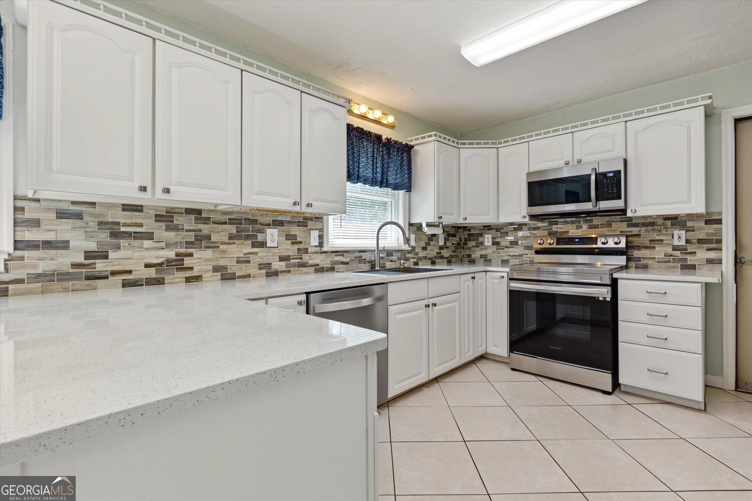2275 Hurt Road Sw Property Photo 15