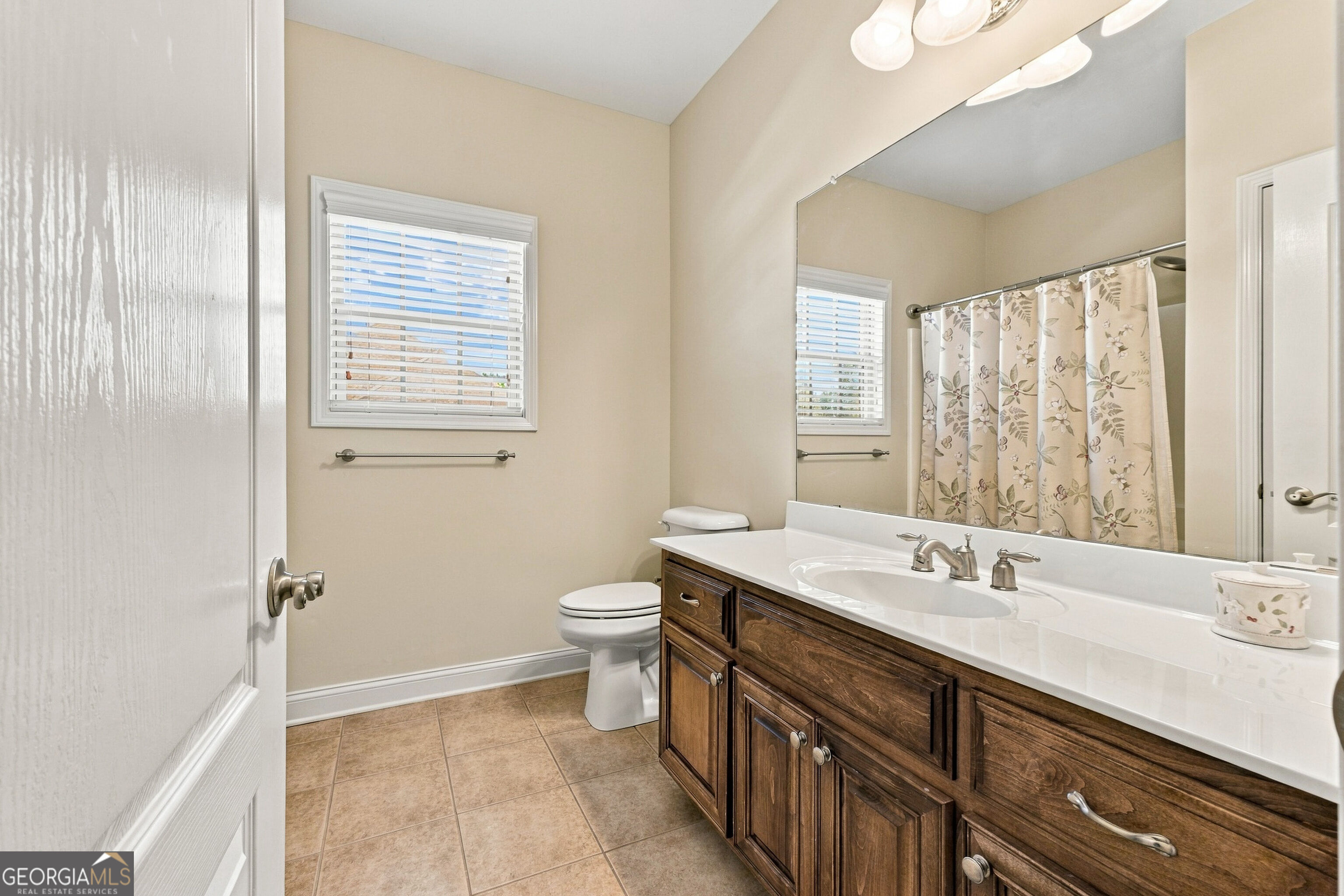 226 Hummingbird Court Property Photo 19