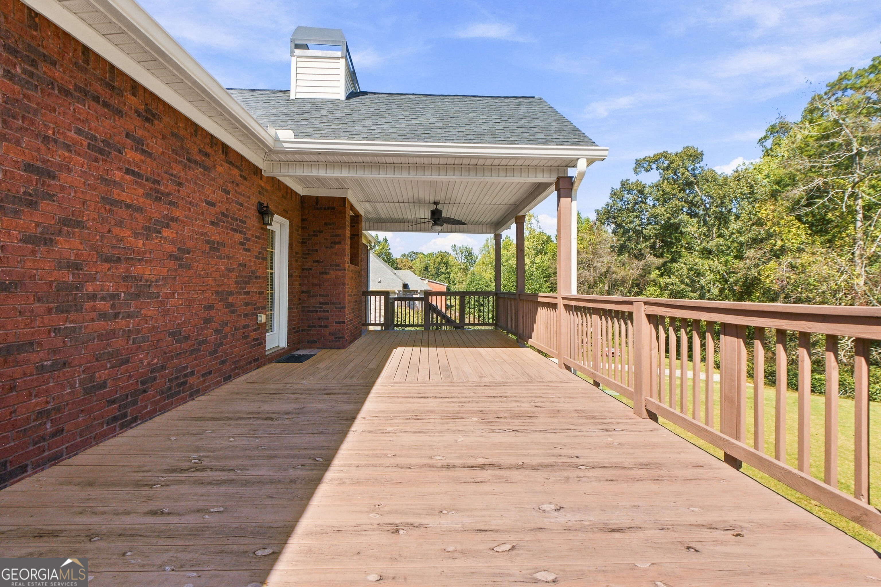 226 Hummingbird Court Property Photo 28