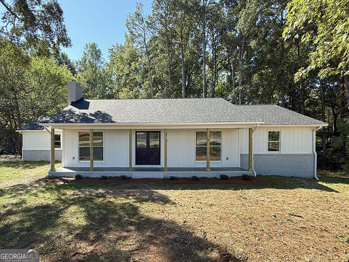 1230 Astondale Road Property Photo 2
