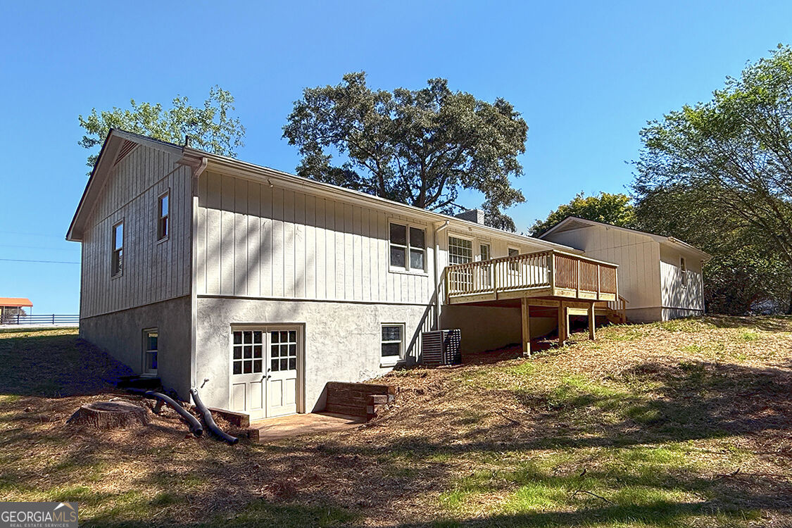 1230 Astondale Road Property Photo 4