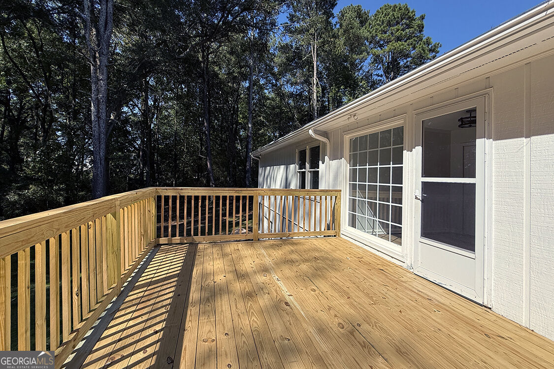 1230 Astondale Road Property Photo 6