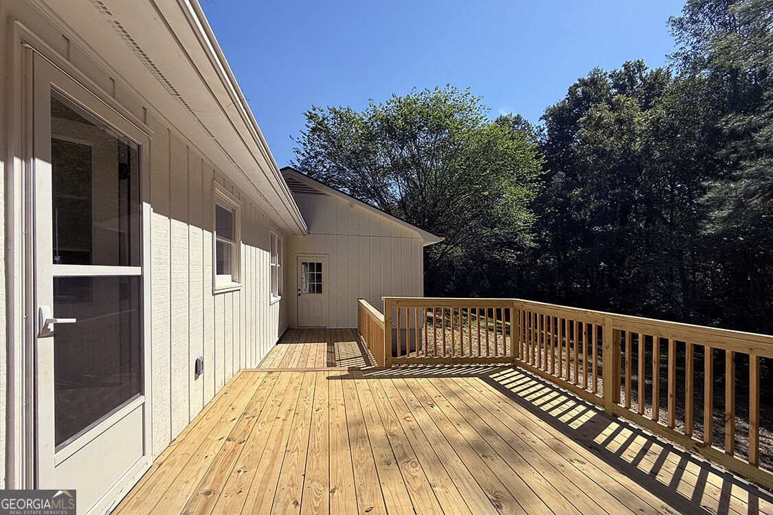 1230 Astondale Road Property Photo 7