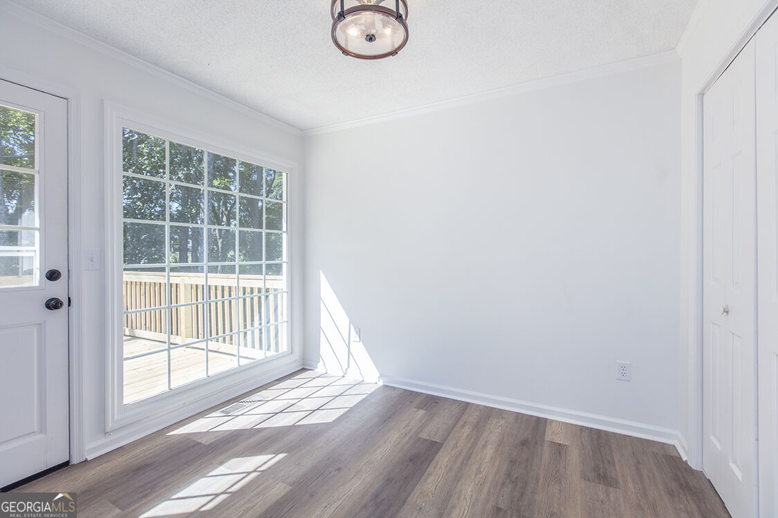 1230 Astondale Road Property Photo 17