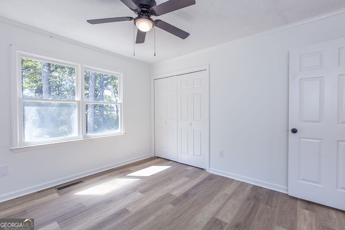 1230 Astondale Road Property Photo 20