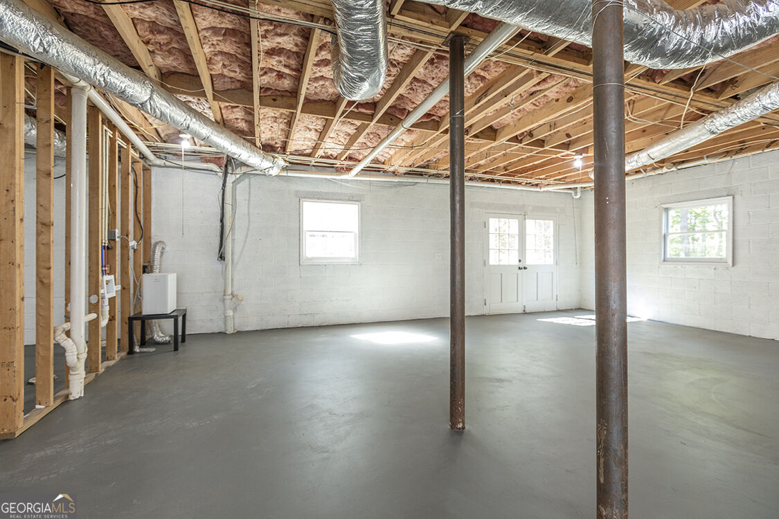 1230 Astondale Road Property Photo 28