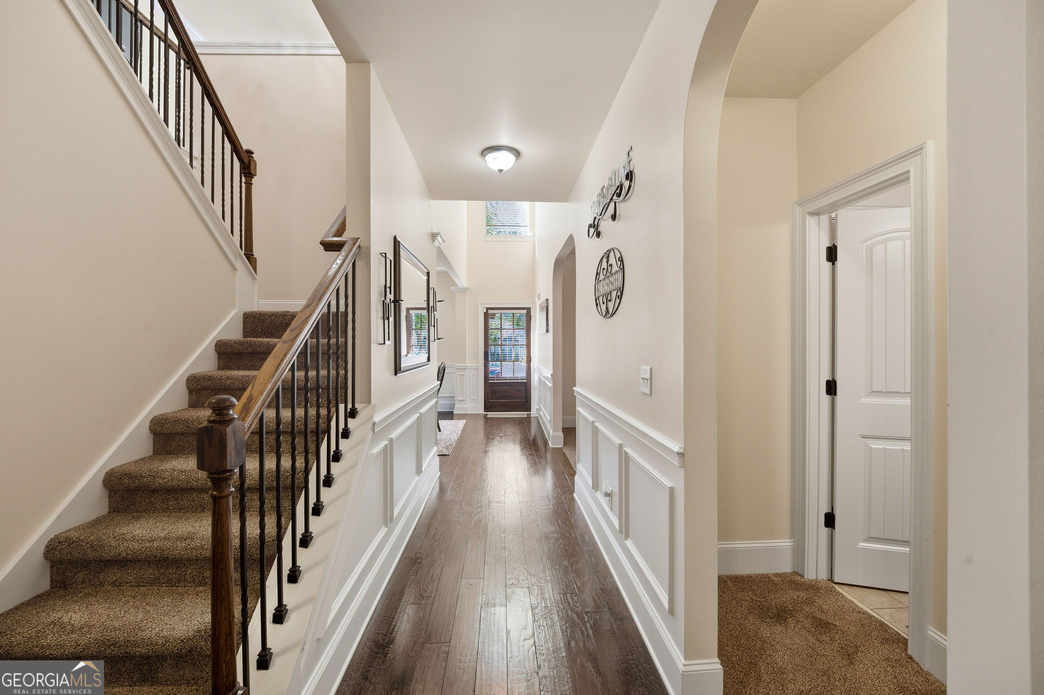 139 Fairway Drive Property Photo 3