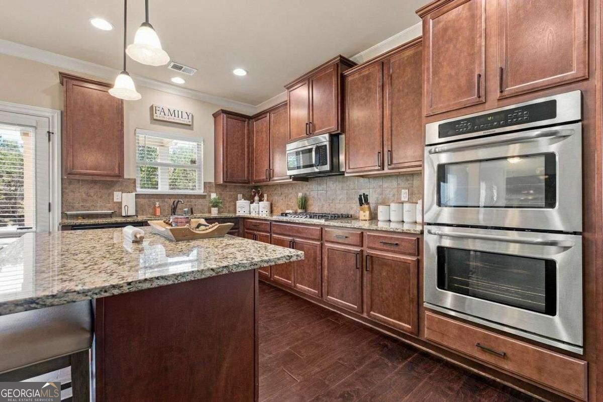 3365 Alhambra Circle Property Photo 4