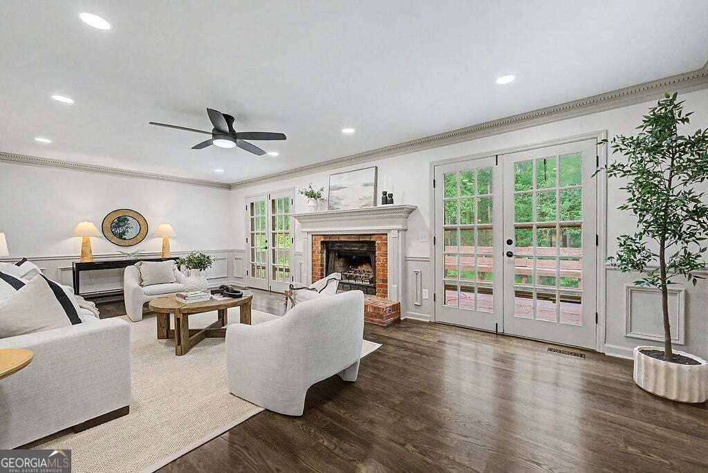 228 Nacoochee Drive Property Photo 11