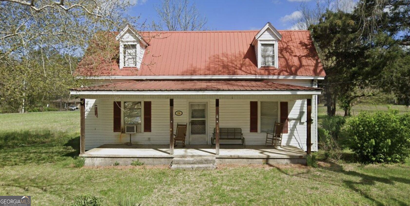 238 Russell Hill Road Nw Property Photo 1
