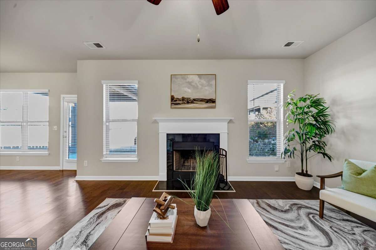 1267 Swamp Road Property Photo 4