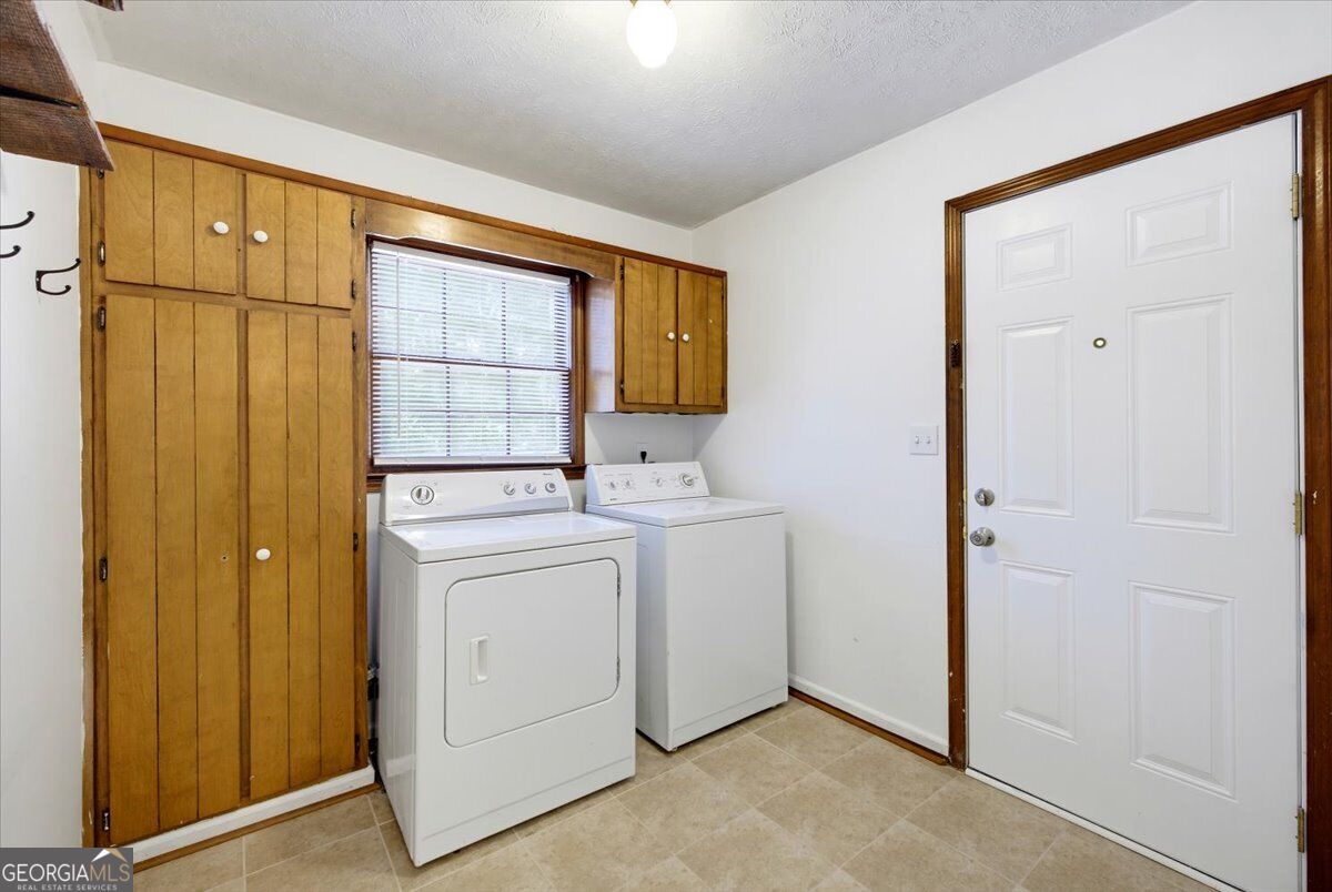 4367 Berline Drive Property Photo 7