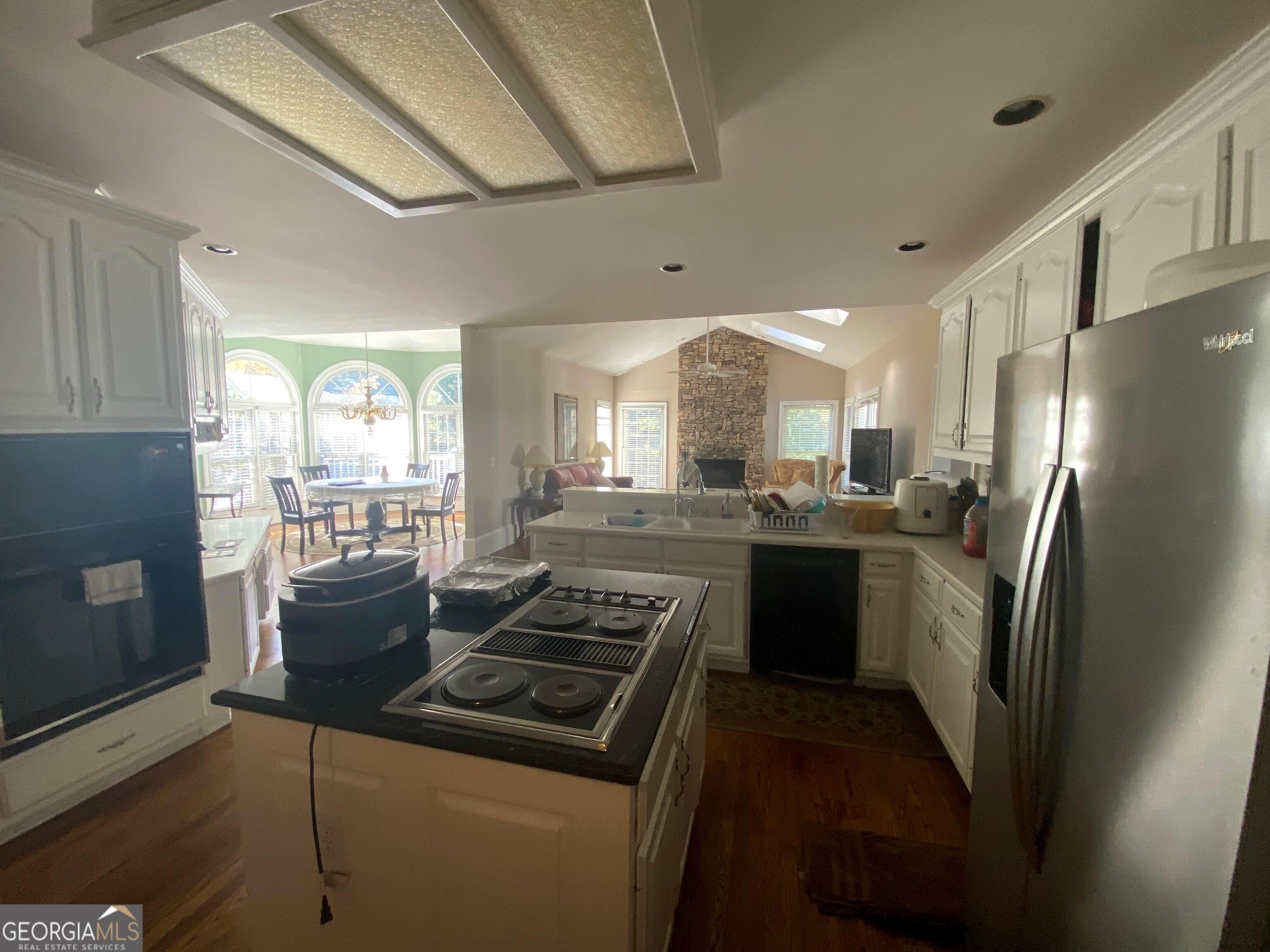 3520 Donegal Way Property Photo 12