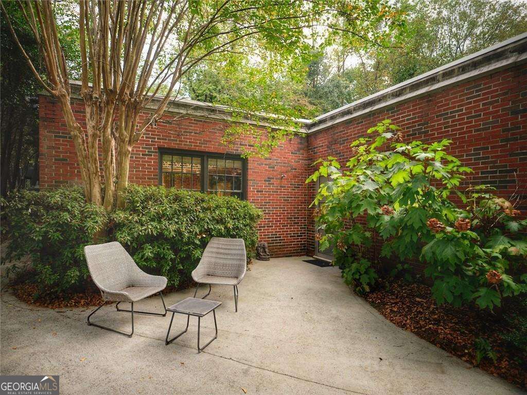 1933 Mclendon Avenue Ne # C Property Photo 13