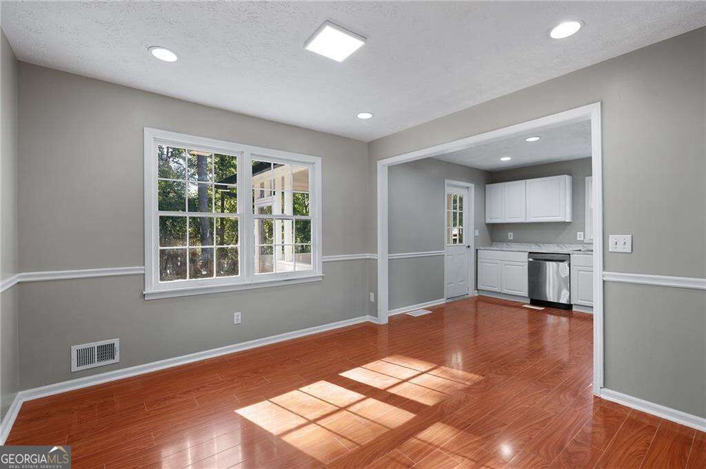 303 Old Farm Road Property Photo 11