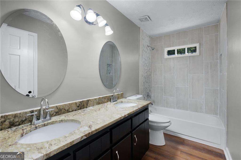 303 Old Farm Road Property Photo 18
