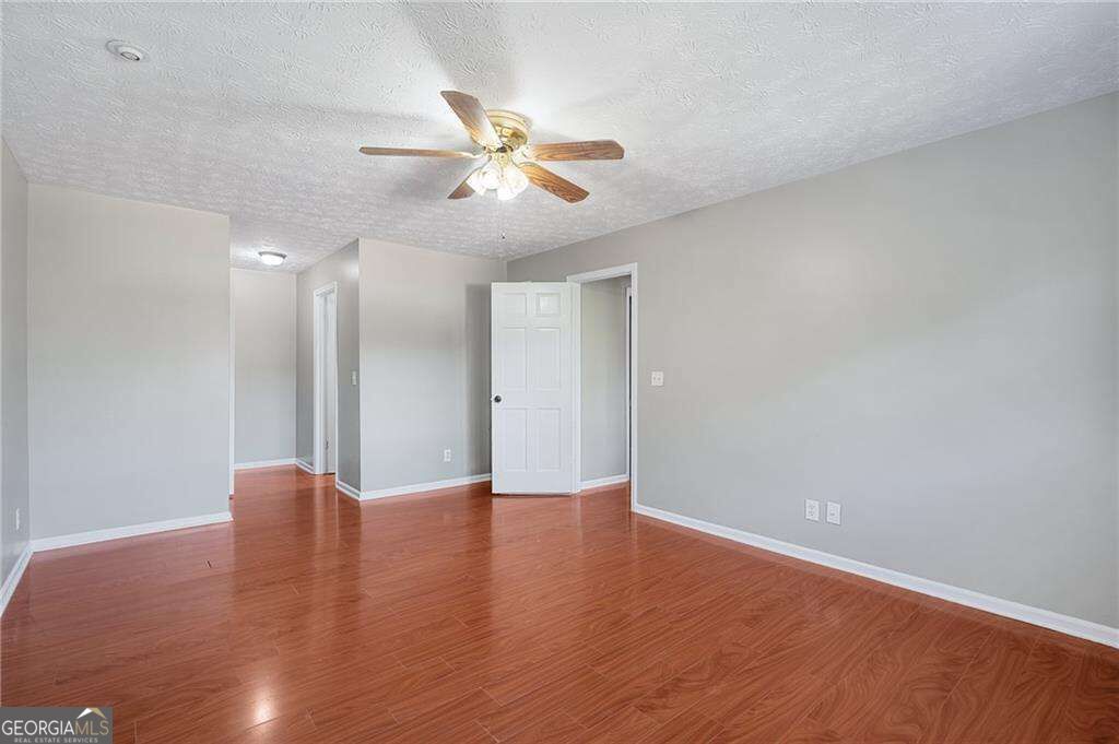 303 Old Farm Road Property Photo 21