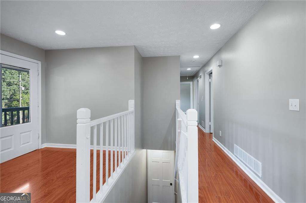 303 Old Farm Road Property Photo 24