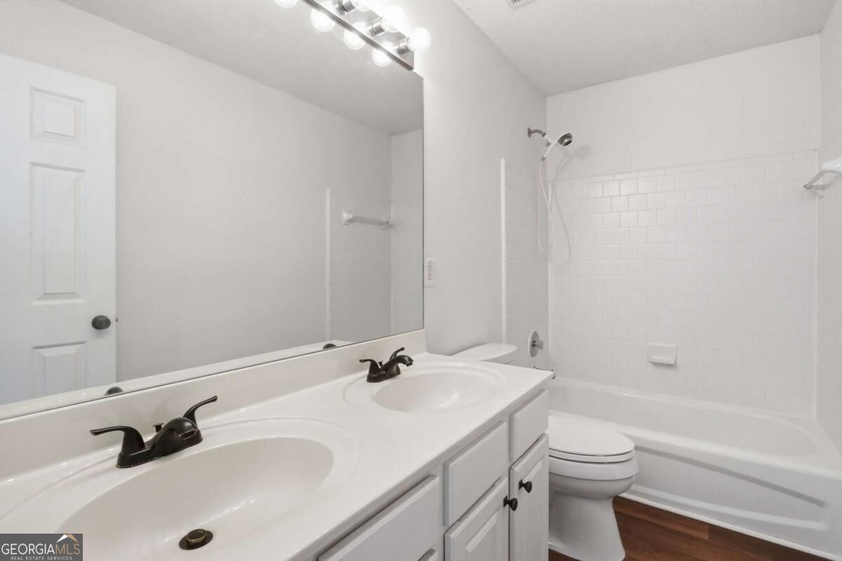 4226 Clearvista Lane Nw Property Photo 26