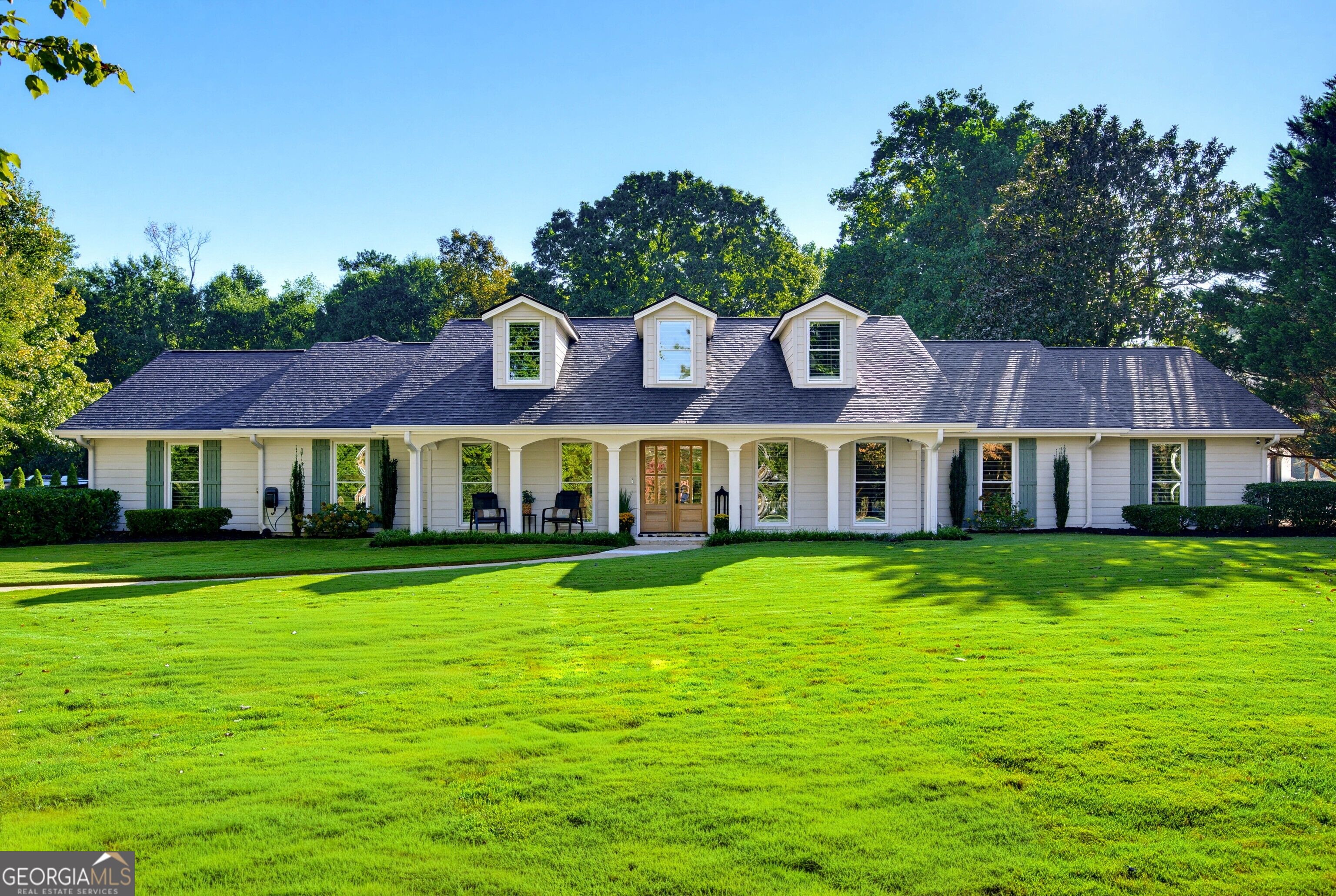 12065 King Road Property Photo 1