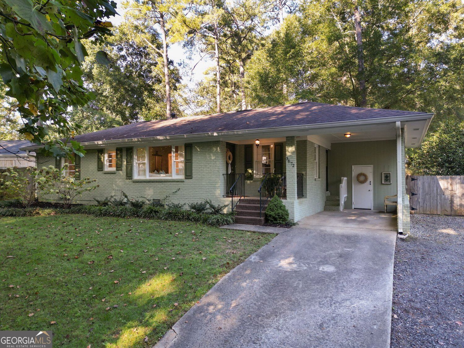 3672 Twin Oaks Drive Se Property Photo 1