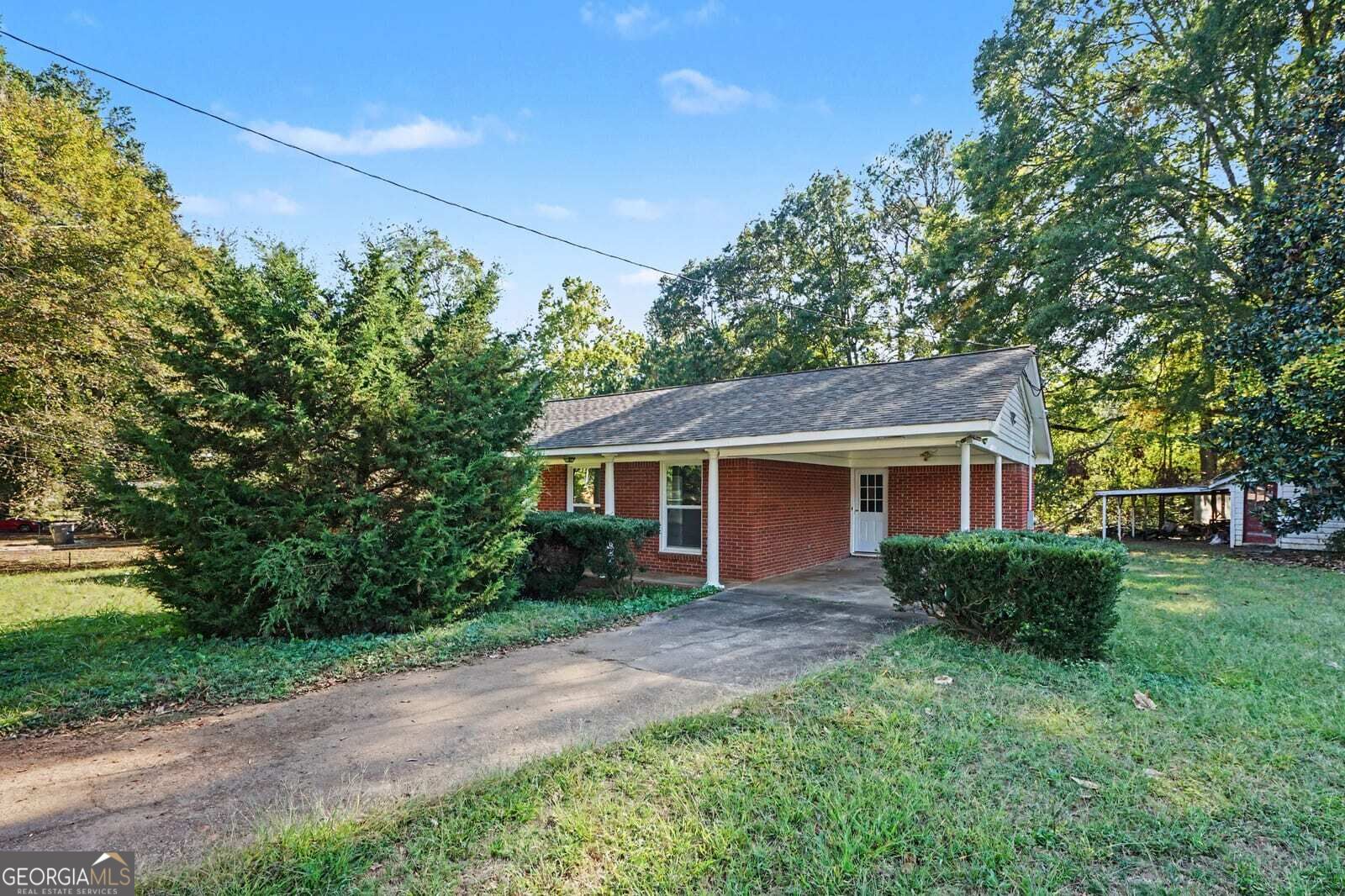 311 Bryant Road Property Photo 1
