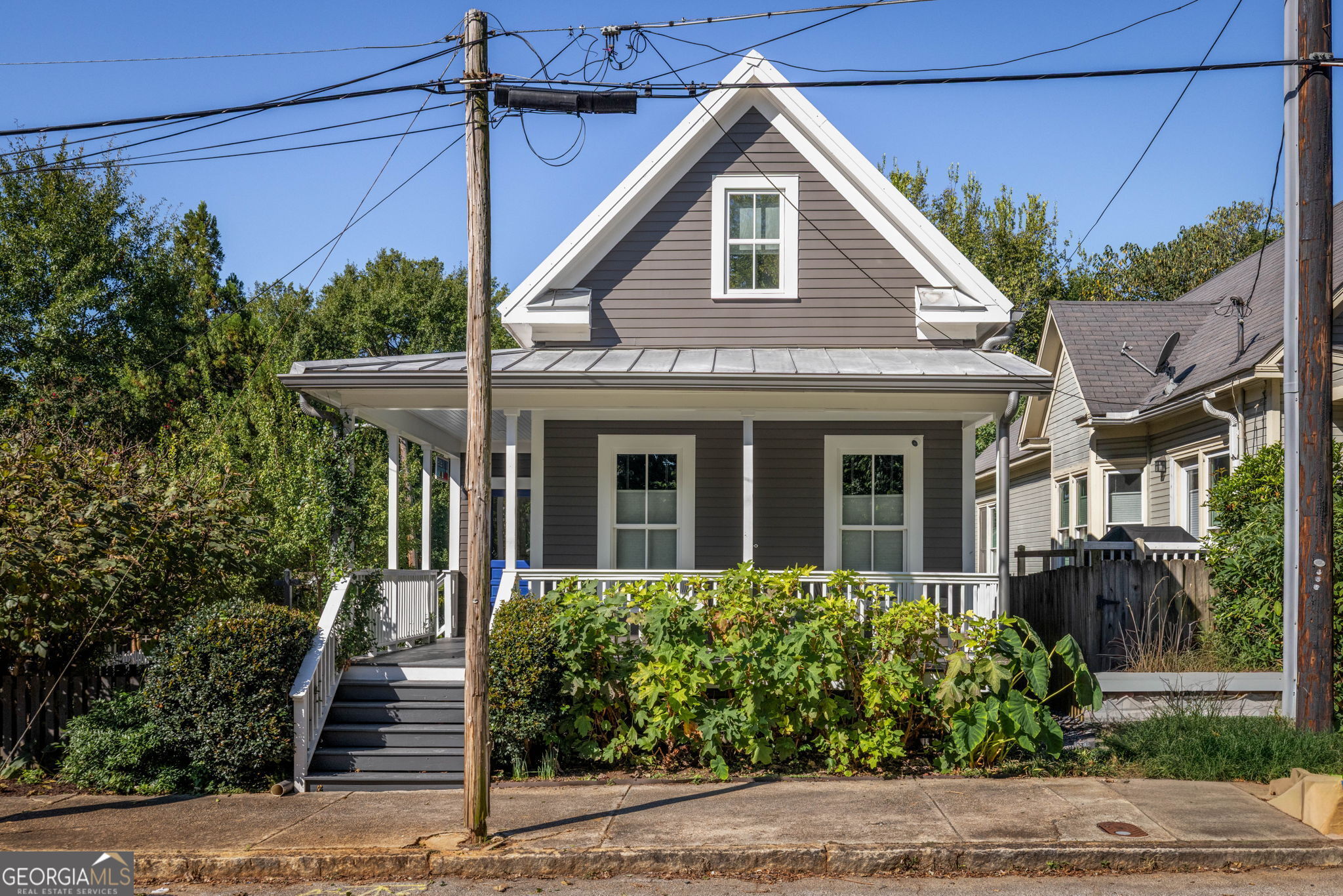 606 Pickett Street Property Photo 1