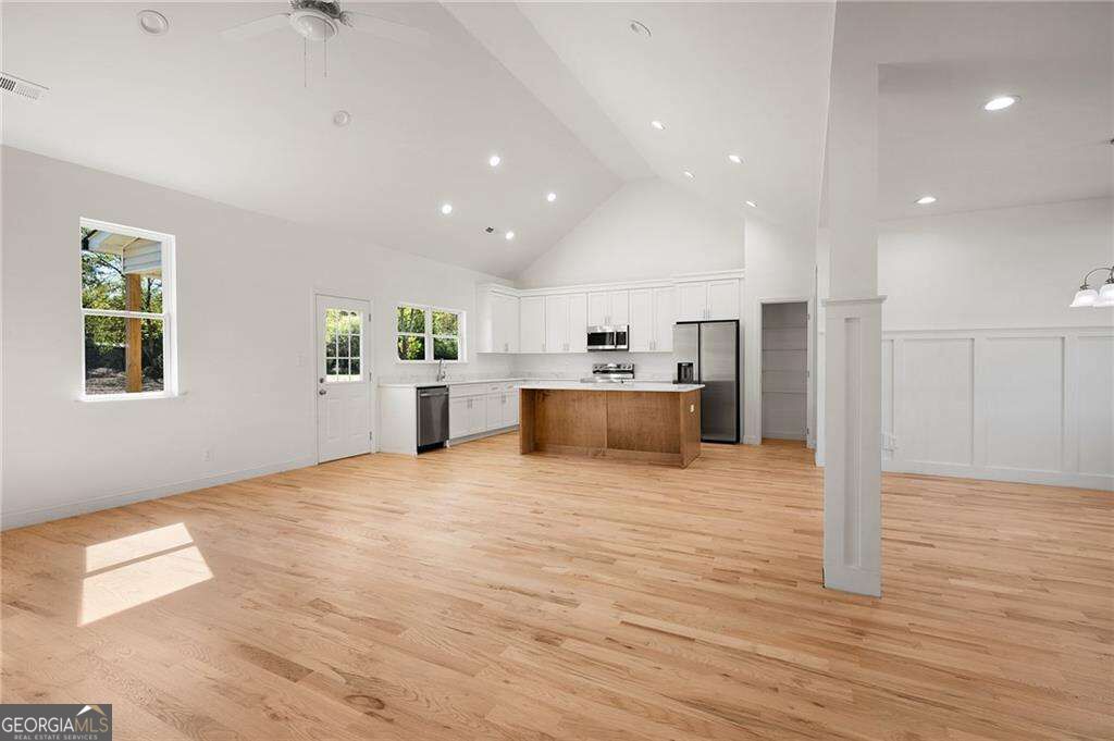 316 Larkspur Drive Sw Property Photo 11