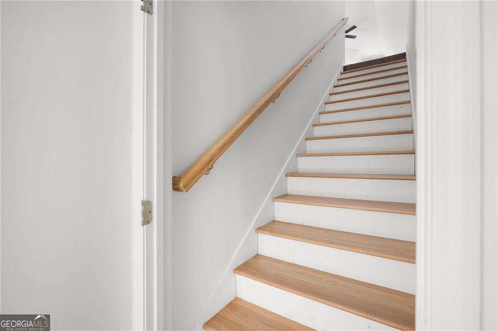 316 Larkspur Drive Sw Property Photo 13
