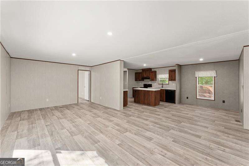 470 Gold Hill Drive Se Property Photo 5