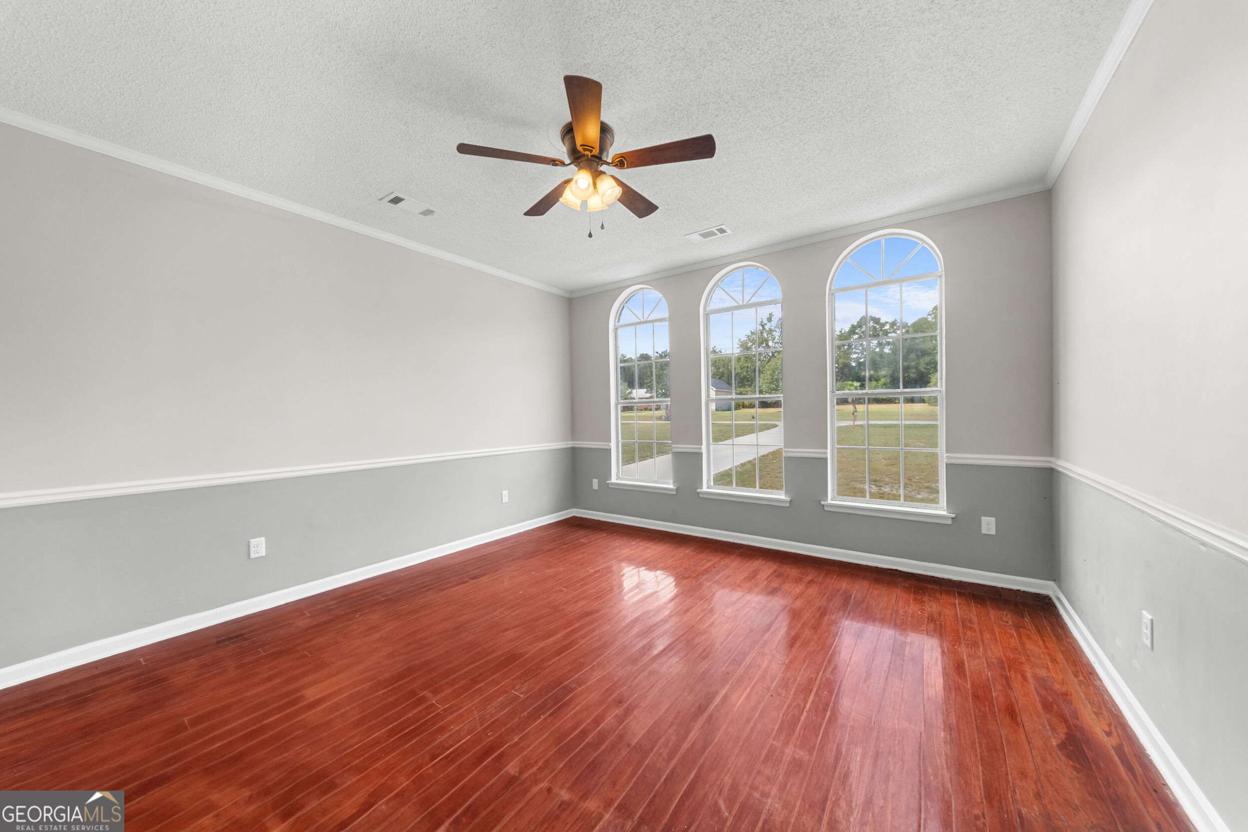 106 Avondale Drive Property Photo 12