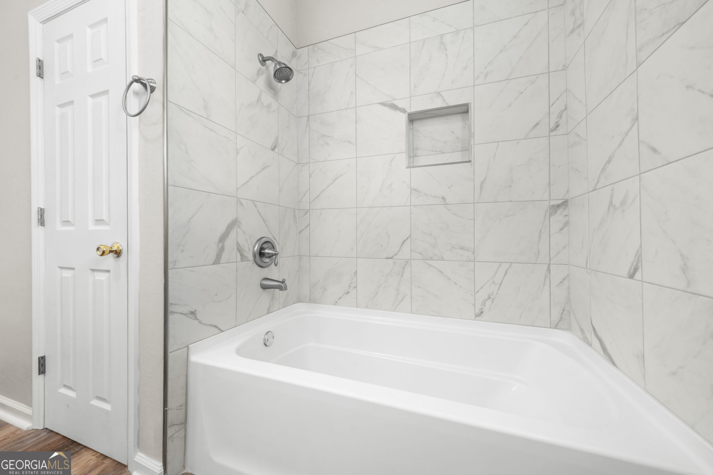 106 Avondale Drive Property Photo 20