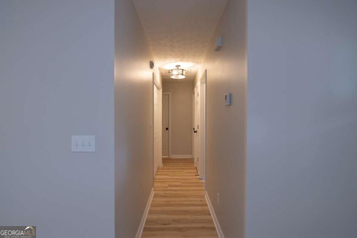 2460 Ashwood Way Property Photo 13