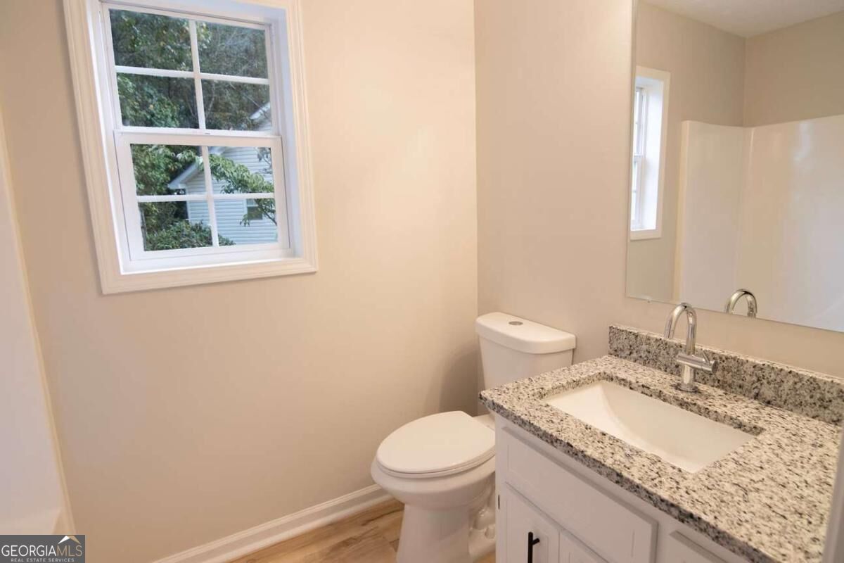 2460 Ashwood Way Property Photo 20