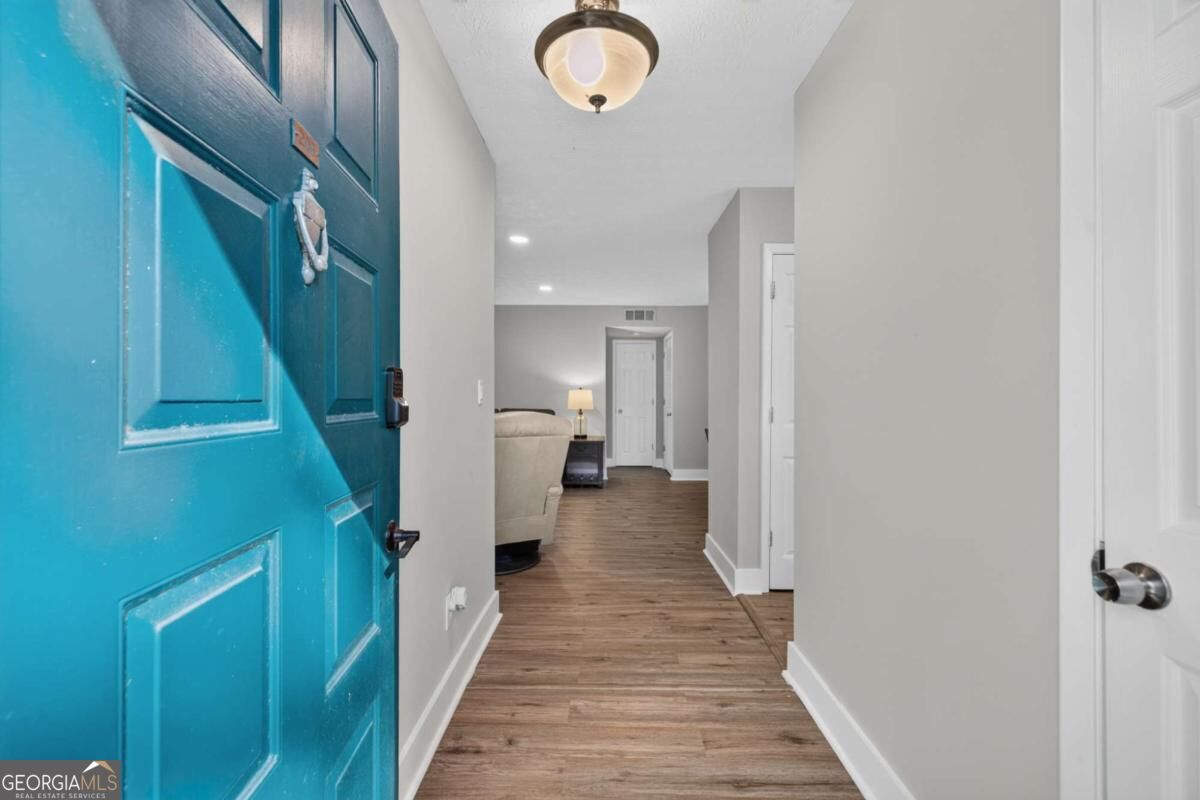 206 Wynnes Ridge Circle Se Property Photo 1