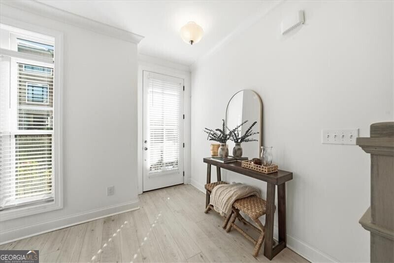 405 Olmstead Way Property Photo 4