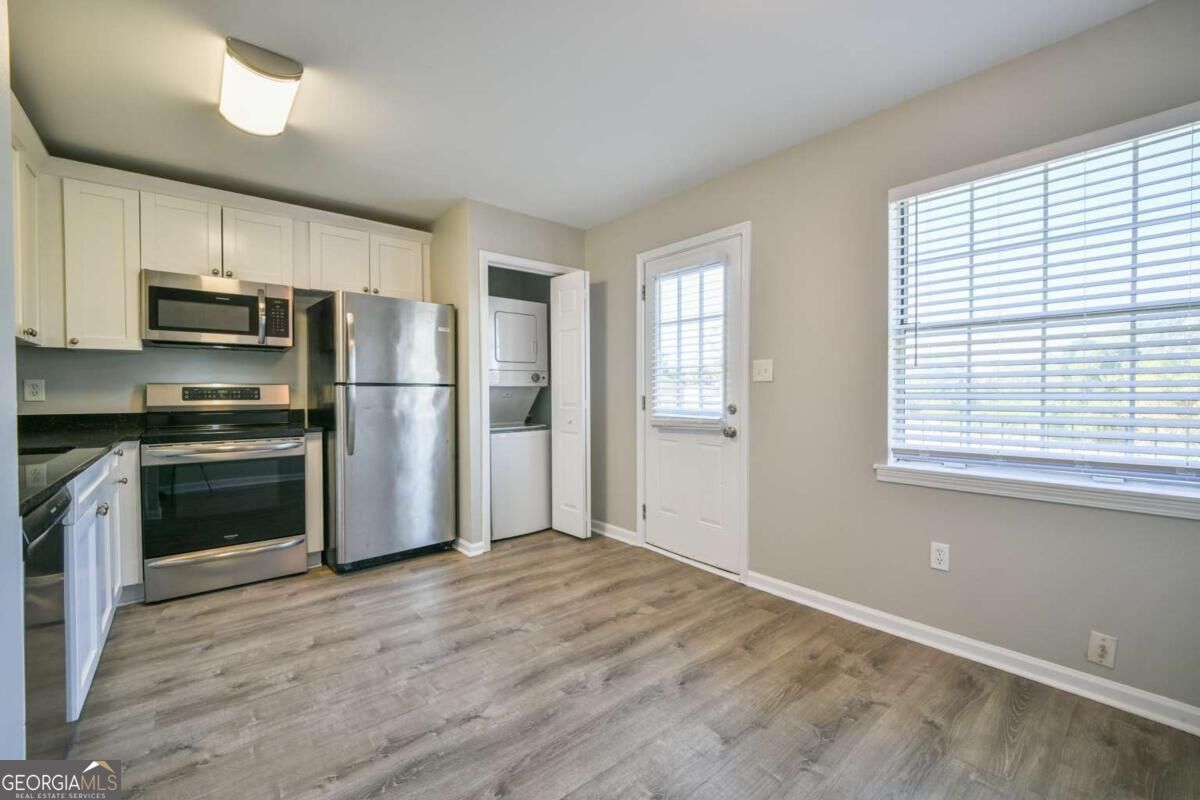 2165 Milledge Avenue # E6 Property Photo 7