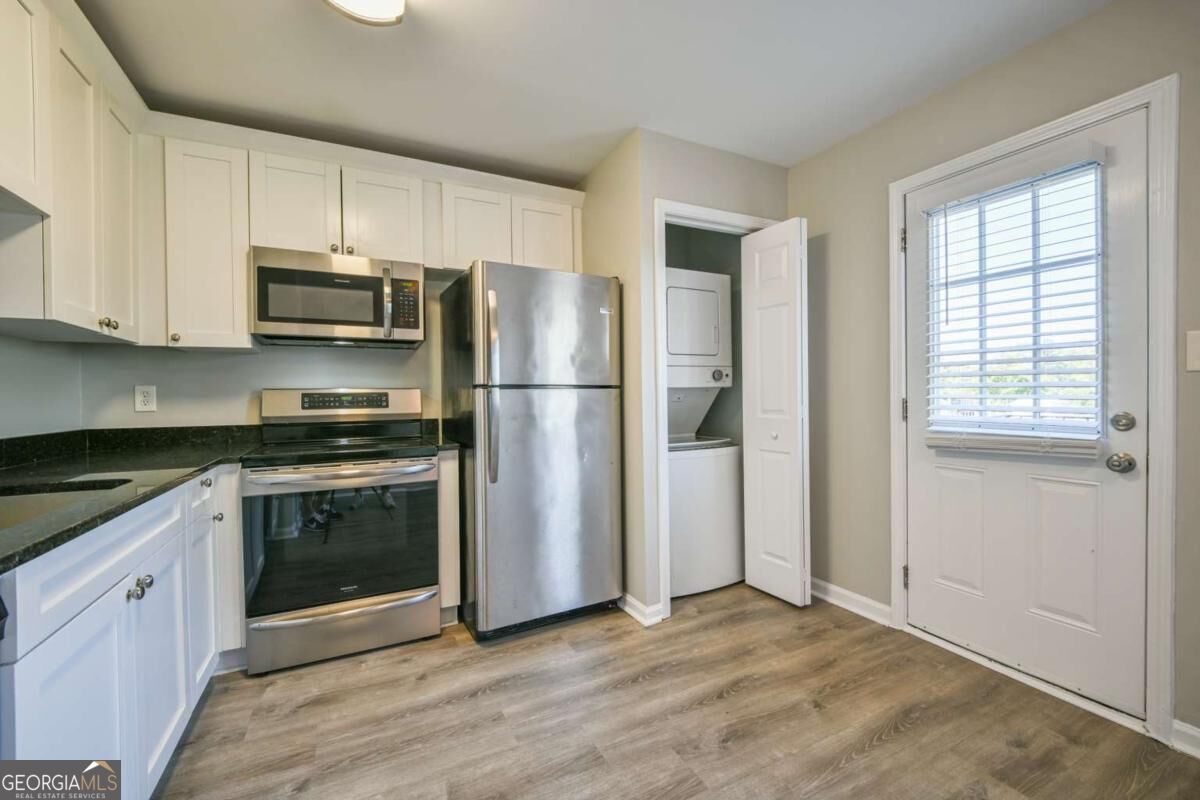 2165 Milledge Avenue # E6 Property Photo 10