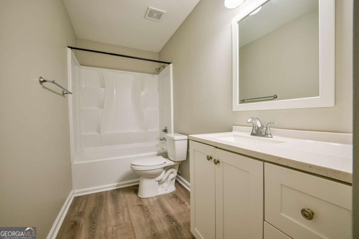 2165 Milledge Avenue # E6 Property Photo 20