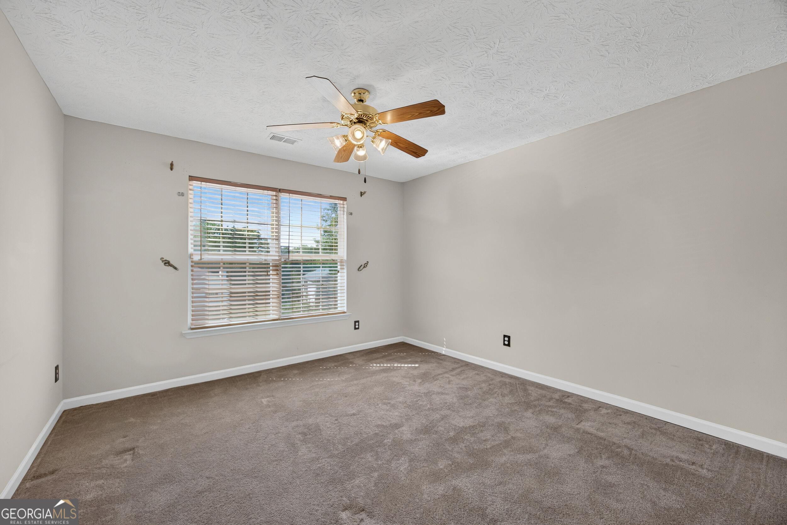 3794 Parnell Way Property Photo 4