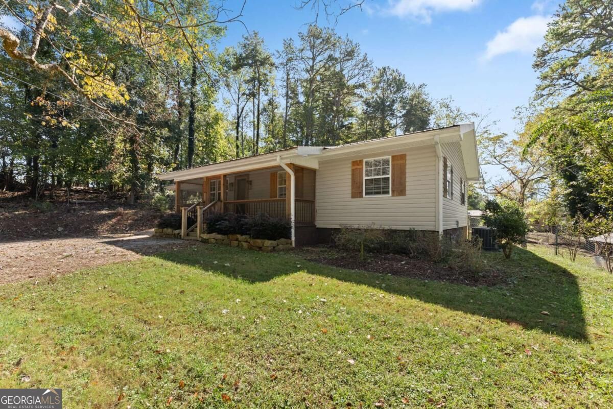 3027 Thrasher Drive Property Photo 3