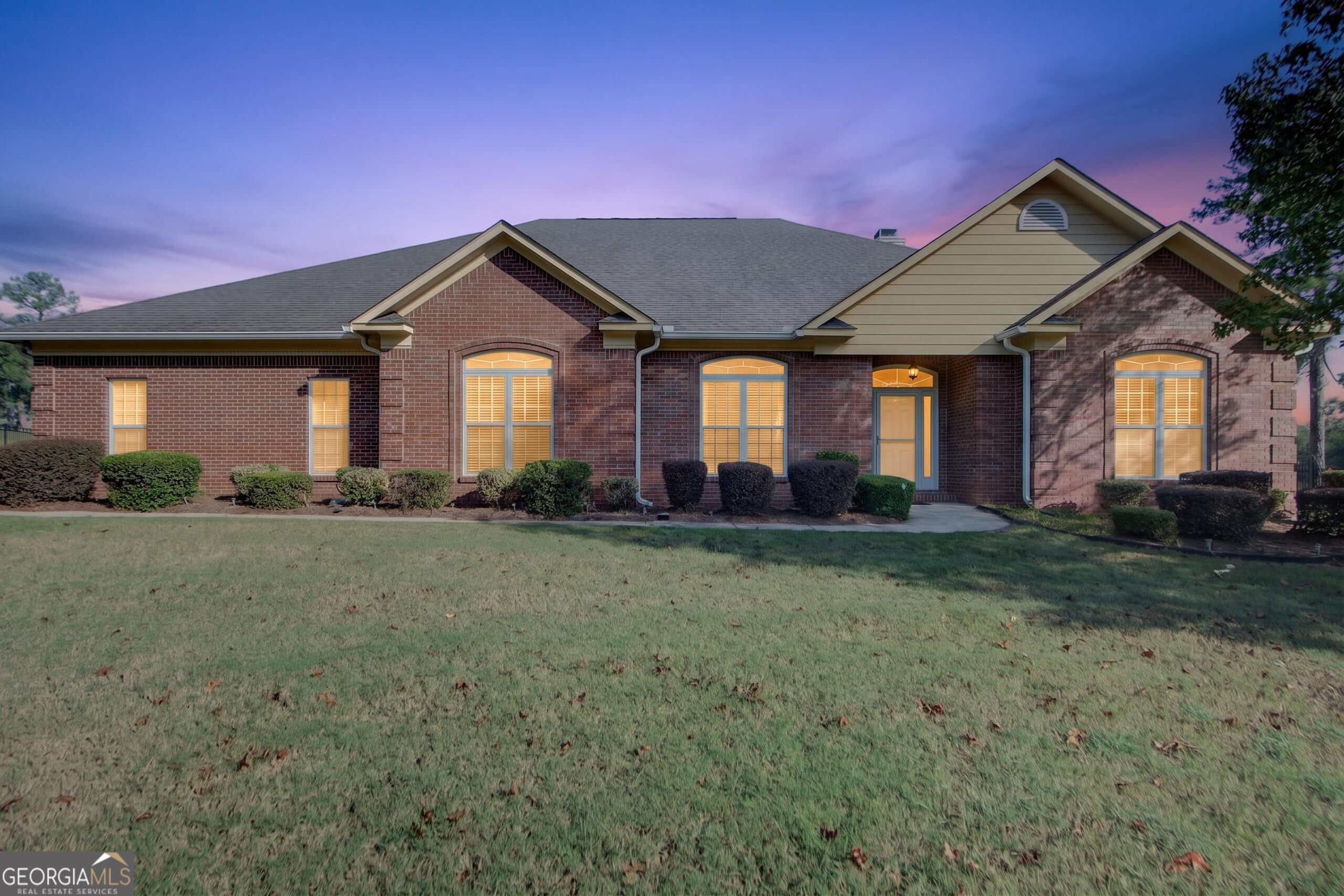 6502 Yellowstone Way Property Photo 2