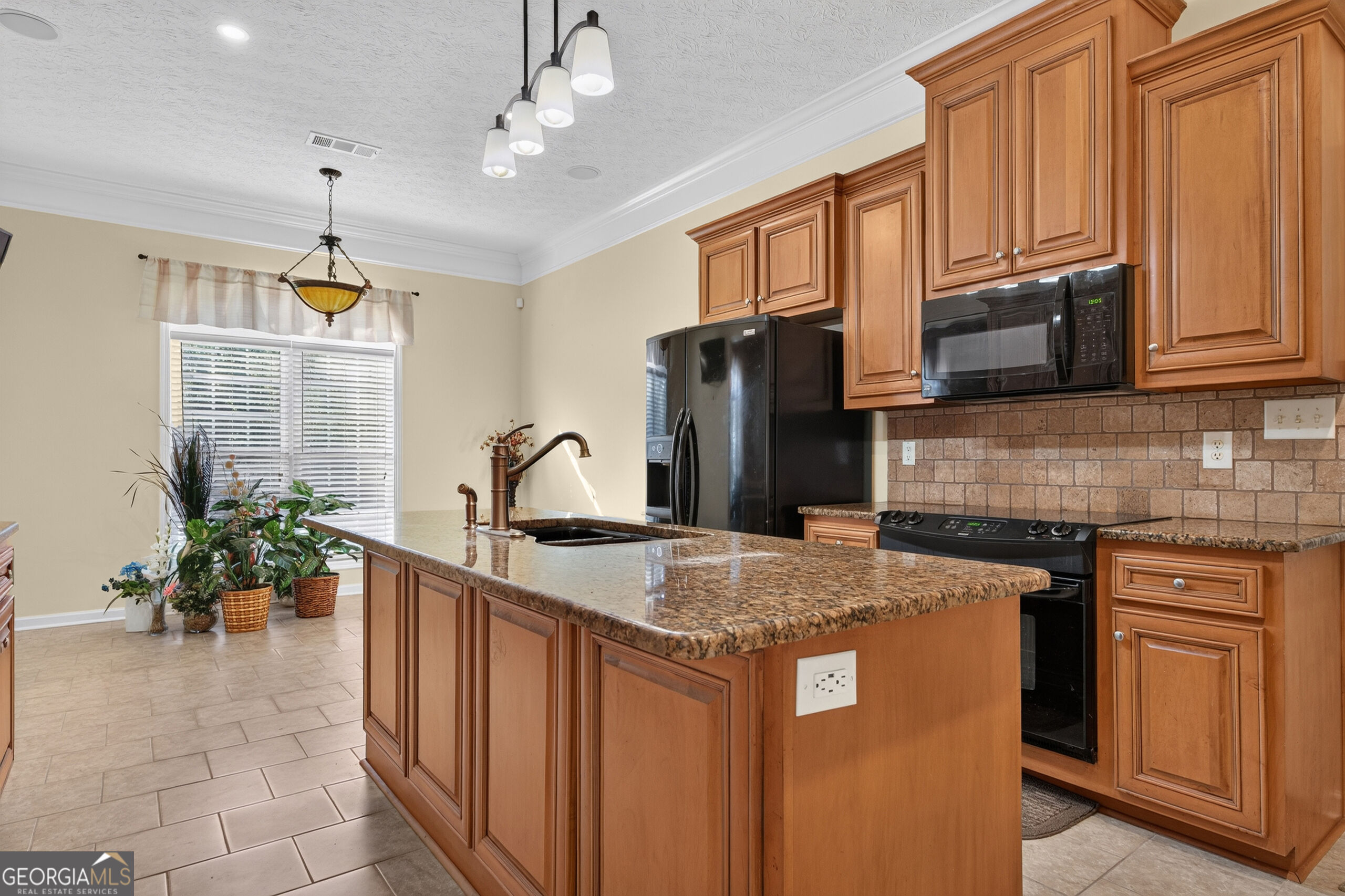 6502 Yellowstone Way Property Photo 12