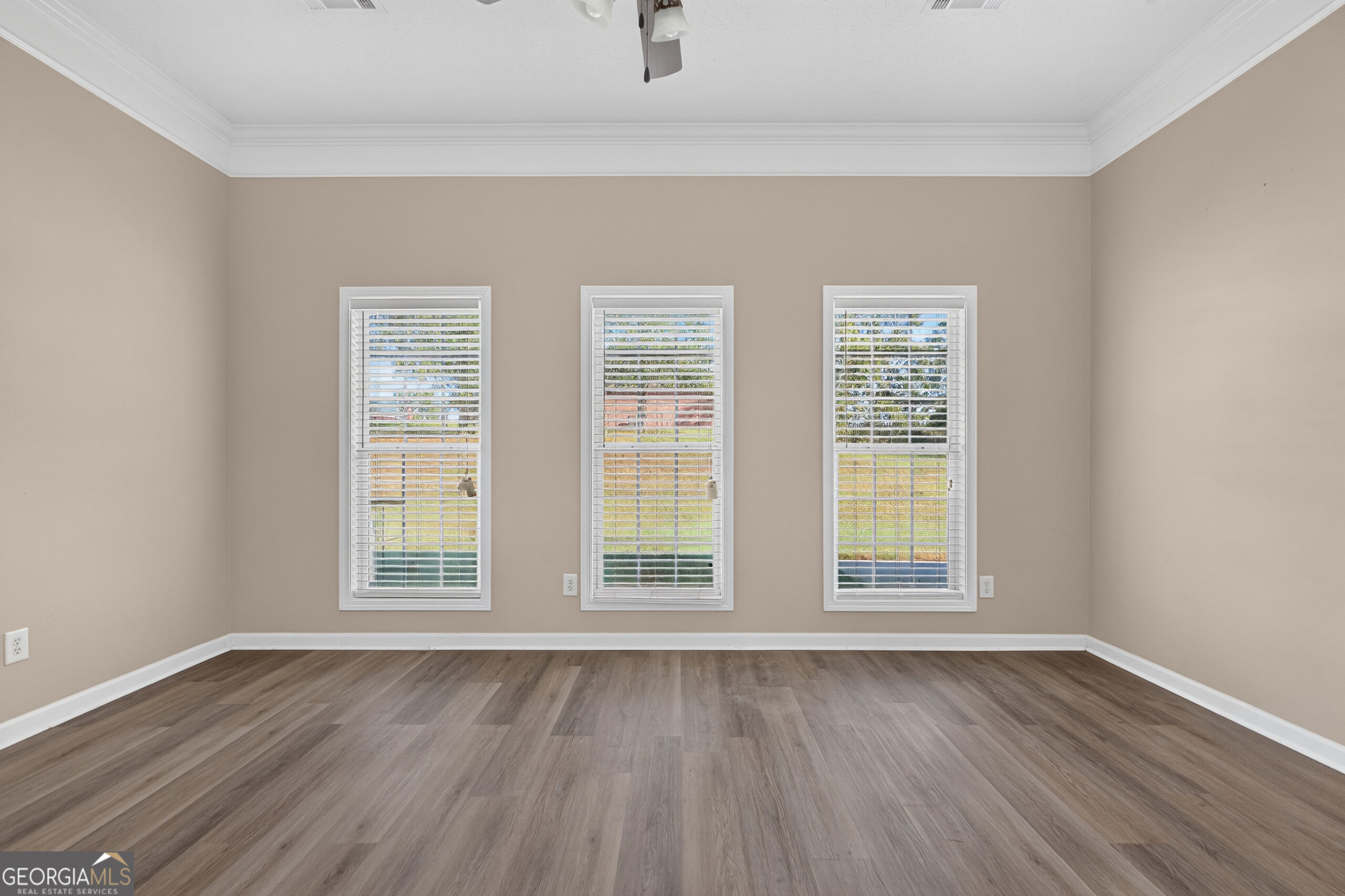 6502 Yellowstone Way Property Photo 30