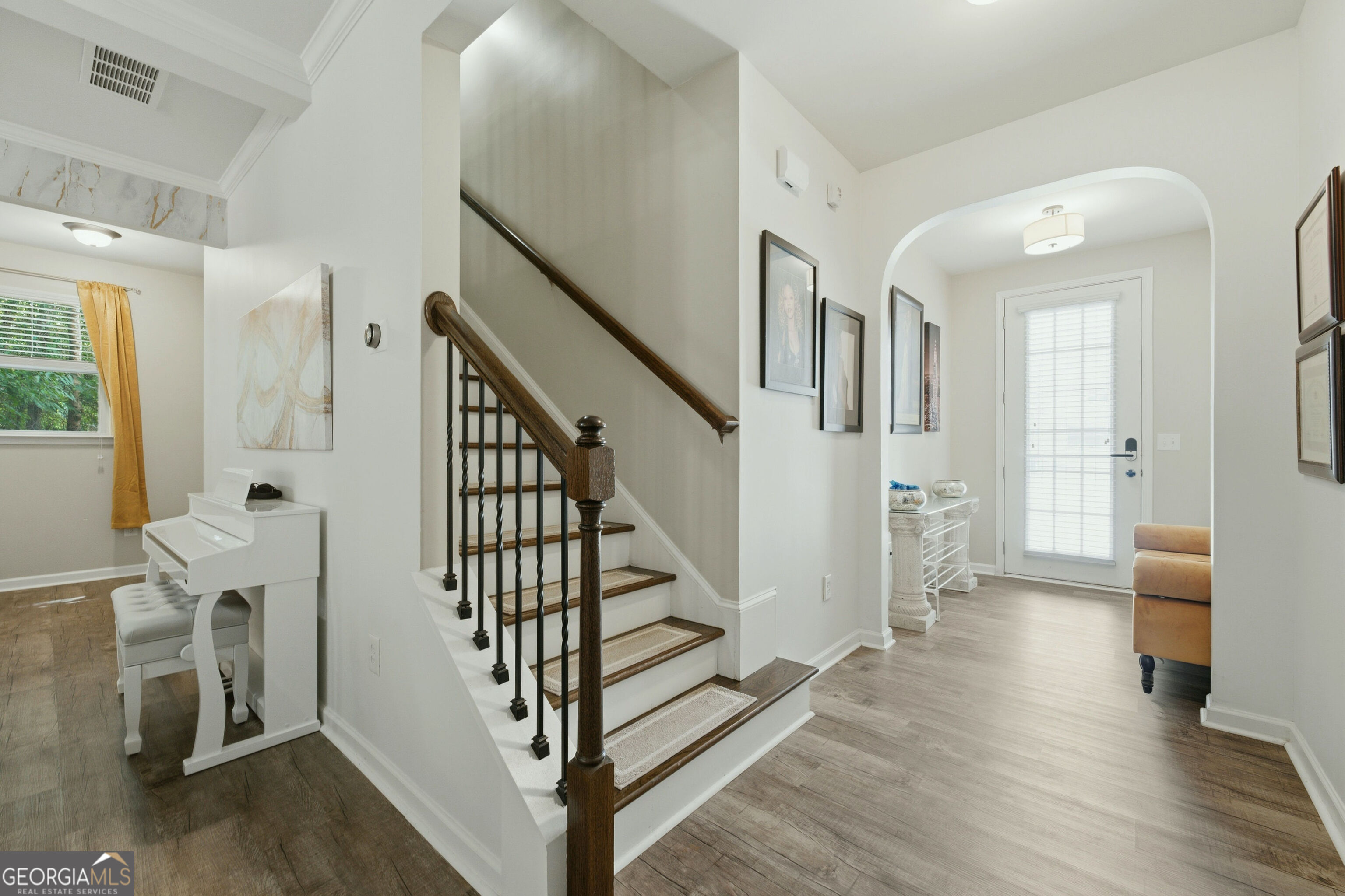 7519 Stone Creek Path Property Photo 4