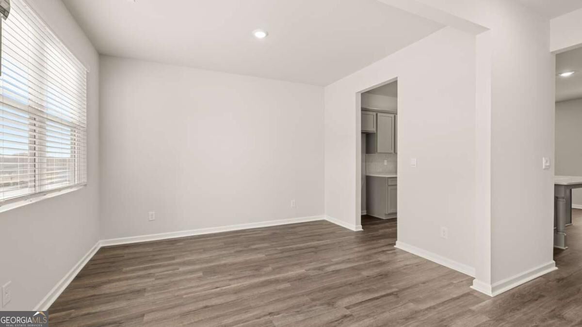 243 Bristol Boulevard Property Photo 2