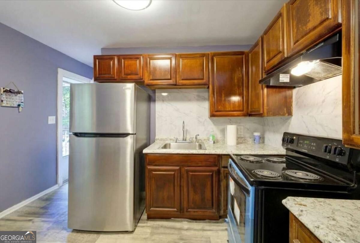650 Robert E Lee Parkway Property Photo 10