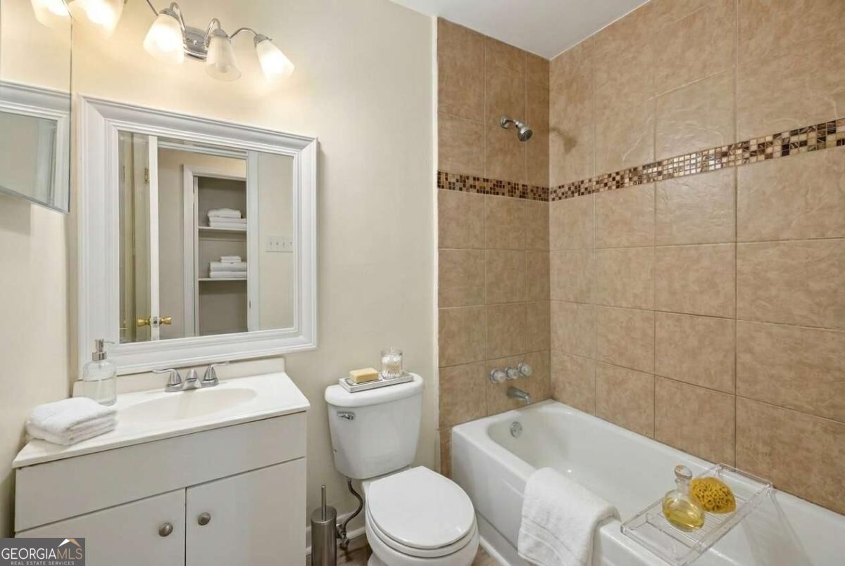 650 Robert E Lee Parkway Property Photo 13